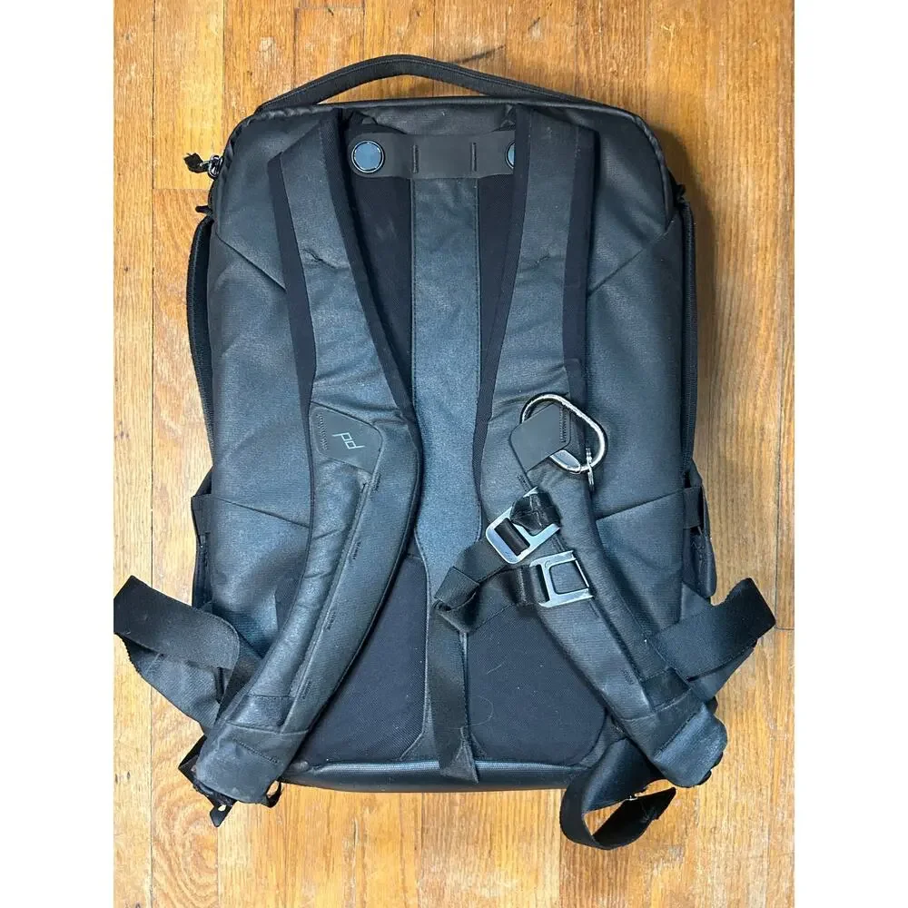 Peak Design Everyday Backpack 20L Black Pre-Owned 3 FlexFold dividers